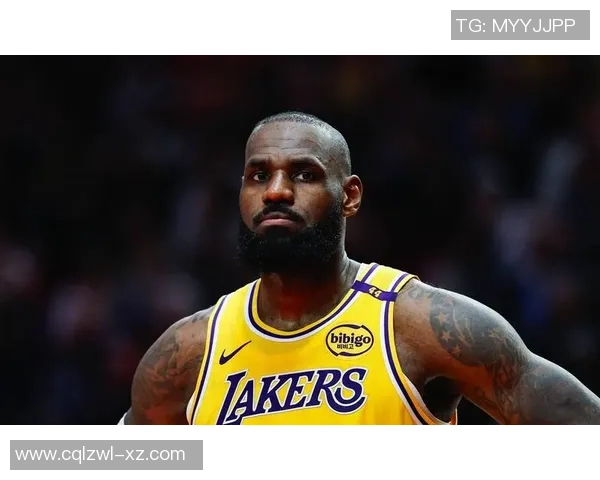 湖人客场惨败夜，父子体现引热议，詹姆斯回归前现起色